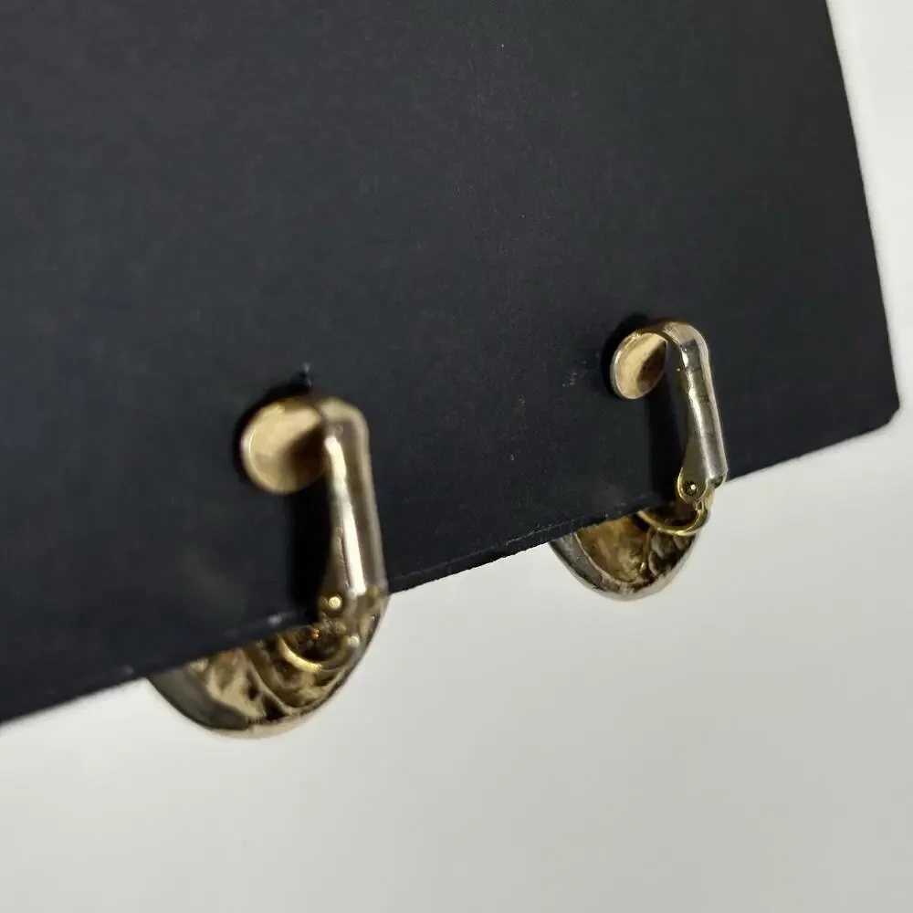 Vintage yellow enamel